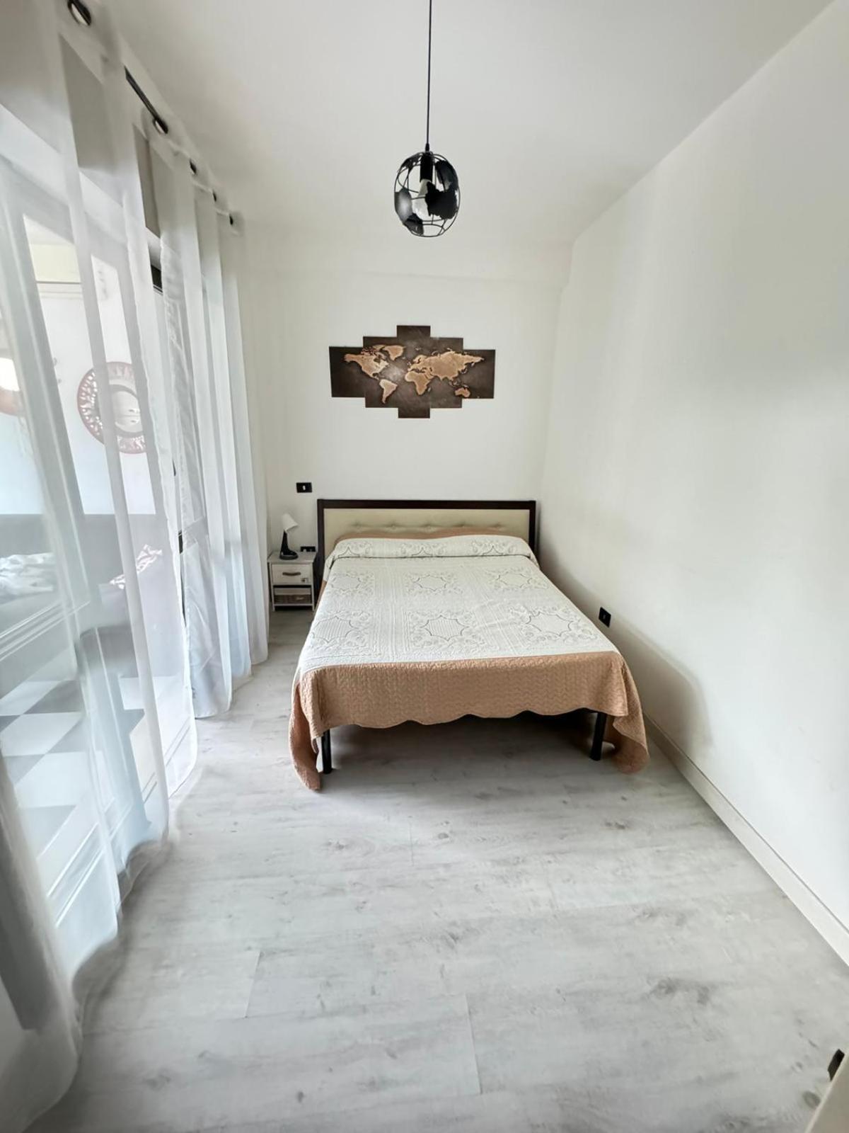 Grazioso&Collegatissimo Con Terrazzo Lejlighed Frosinone Eksteriør billede